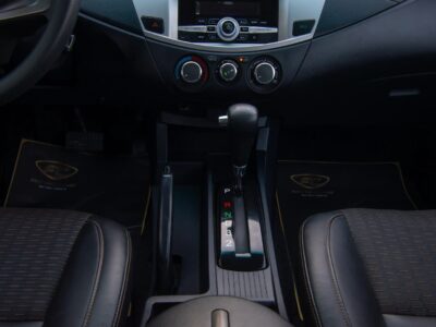 2020 CMC Z7 Standard 4 Cylinder Engine FWD GCC Specs White Black