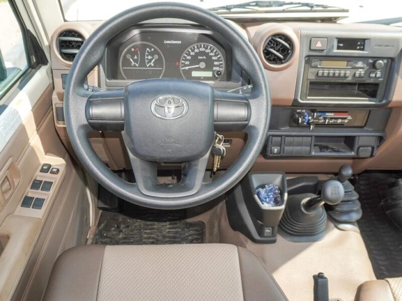 2025 Toyota Land Cruiser Pick Up White Brown Pick Up GCC Specs