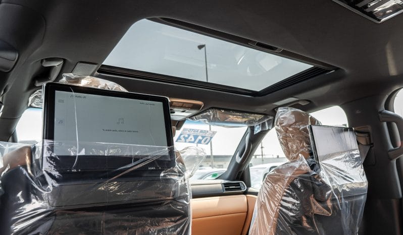 2025 Lexus LX600 Signature 3.5L Petrol AT (Wooden Accent)