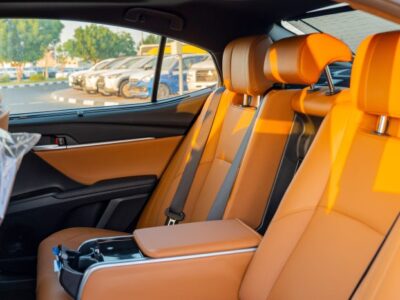 2025 Toyota Camry Lumiere 2.5L HEV Full option (White-Tan)