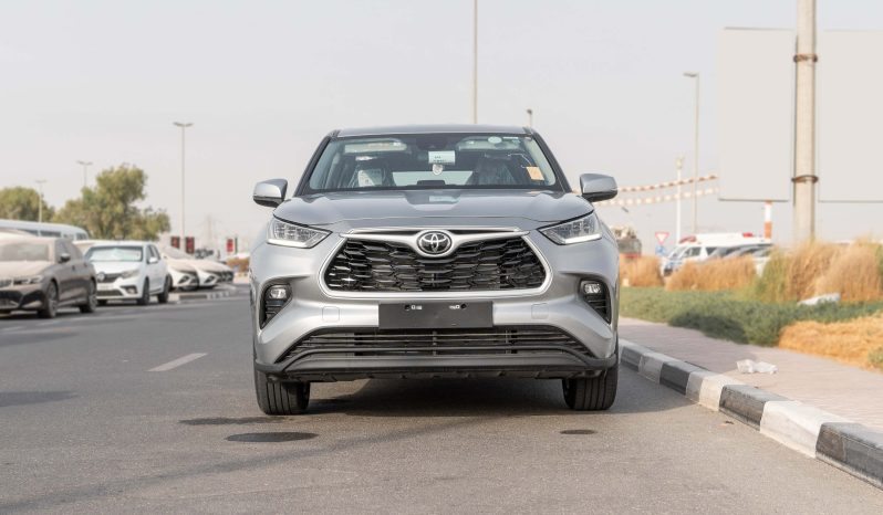 2025 Toyota Highlander LE 2.5L Engine AT Hybrid (Silver-Gray)