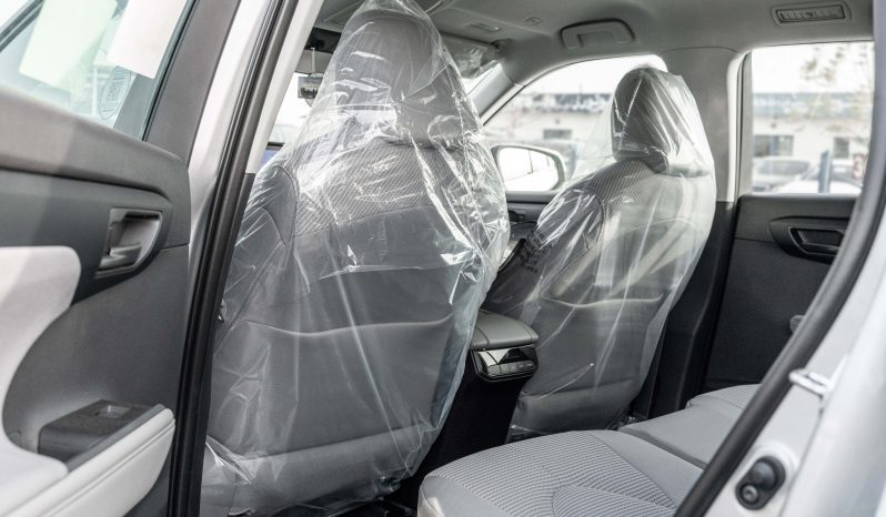 2025 Toyota Highlander LE 2.5L Engine AT Hybrid (Silver-Gray)