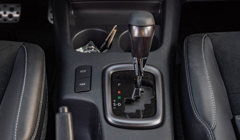 2024 Toyota Hilux GR-Sport 4.0L AT Petrol (White)