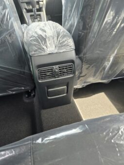 2024 Nissan Sentra 2.0L 4-cylinder petrol FWD White Black