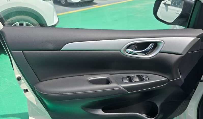 New 2024 Nissan Sentra 2.0-liter 4-Cylinder Engine White Black