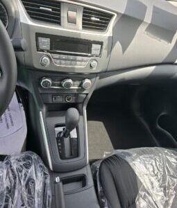 2024 Nissan Sentra 2.0L 4-cylinder petrol FWD White Black