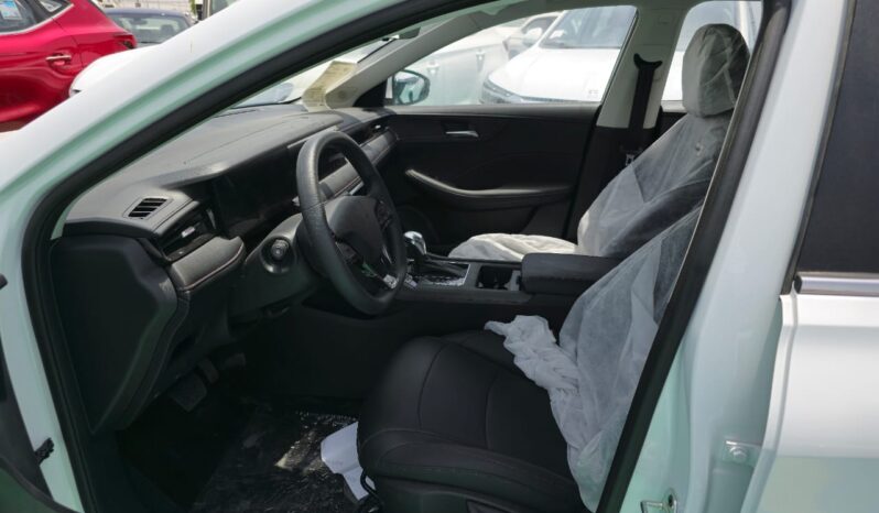 New 2024 MG MG5 1.5-liter 4-cylinder naturally aspirated Petrol Engine White