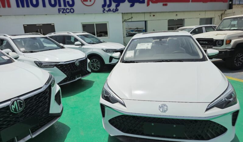 New 2024 MG MG5 1.5-liter 4-cylinder naturally aspirated Petrol Engine White