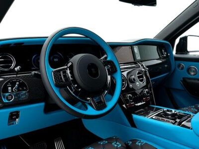 2025 Rolls Royce Cullinan 6.75 L Twin-turbo V12 Petrol