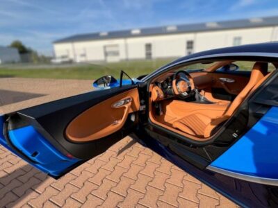 2018 Bugatti Chiron Blue Engine 8.0 L quad‑turbo W16