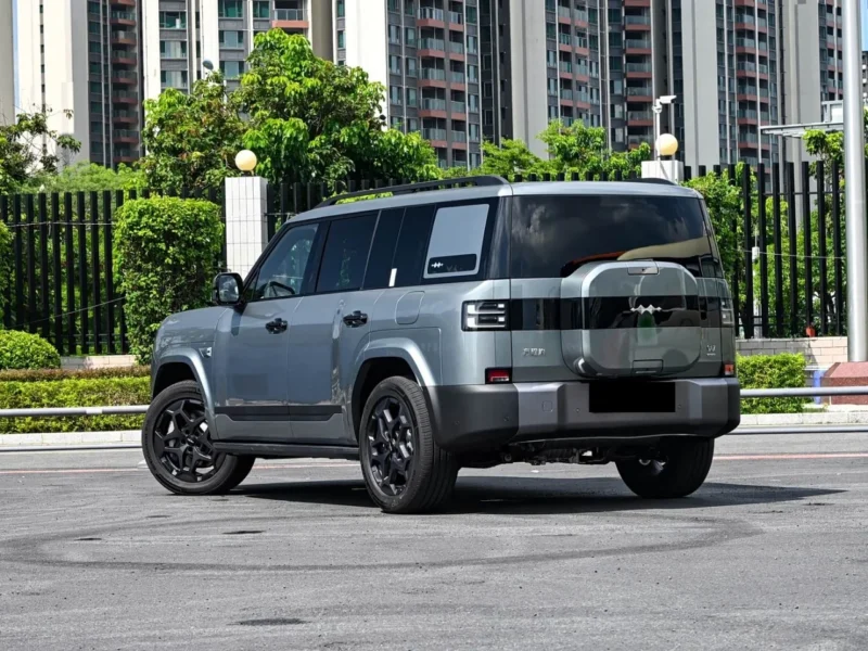 2025 BYD Leopard Titanium 7 ULTRA EDITION Hybrid Green Grey