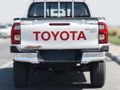 TOYOTA HILUX 2.7L AUTOMATIC TRANSMISSION FULL OPTION WITH BSM MODEL 2025