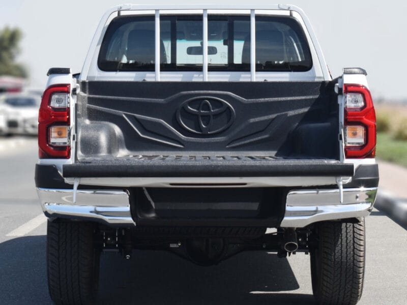 TOYOTA HILUX 2.7L AUTOMATIC TRANSMISSION FULL OPTION WITH BSM MODEL 2025
