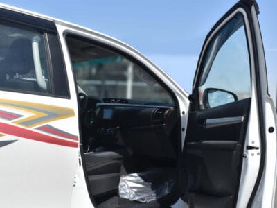 TOYOTA HILUX 2.7L AUTOMATIC TRANSMISSION FULL OPTION WITH BSM MODEL 2025