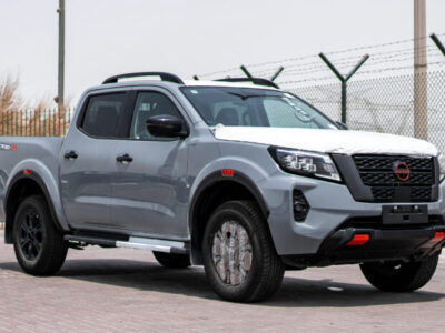 2025 Nissan Navara Pro-4X 2.5L AT Diesel 2.5 L Inline‑4 Twin‑Turbo Diesel Gray