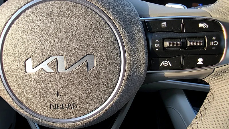 2024 Kia Sportage Other 4 Cylinder Engine White Beige