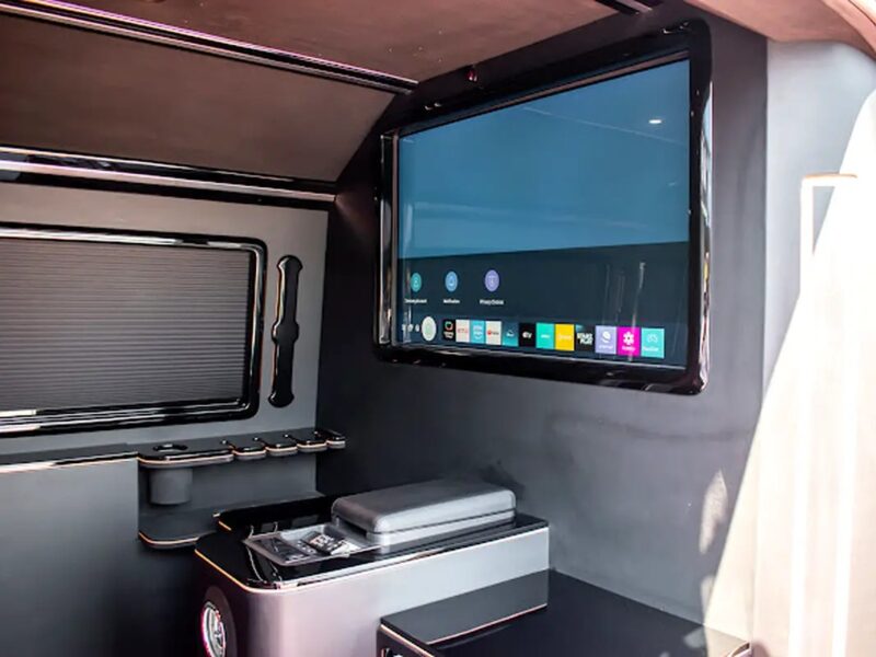 2025 Toyota Hiace GLS VIP Van 4 Cylinder Engine GCC Specs Black Red