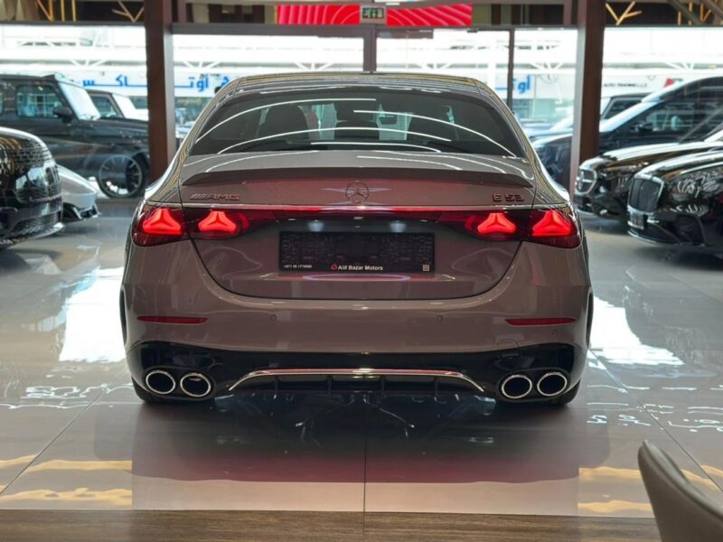 2025 Mercedes-Benz E 53 AMG E53 AMG Hybrid 4matic+ Grey Brown