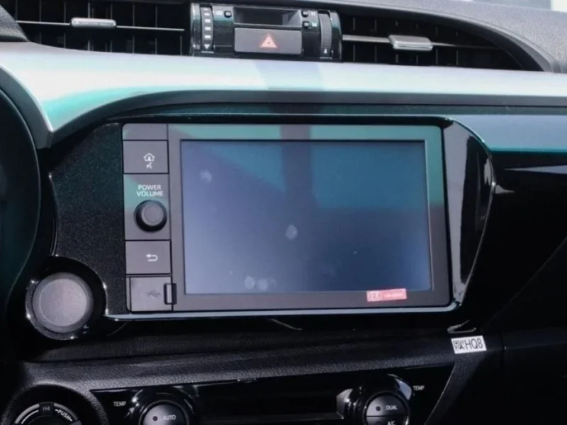 2025 Toyota Hilux 2.4L Diesel MT 4 Cylinder Engine White Black