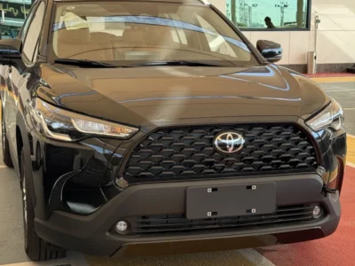 2025 Toyota Corolla Cross HEV 2.0 Engine Full Option Black Orange