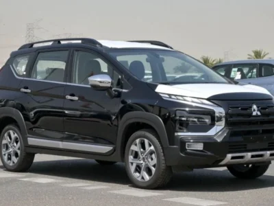 2025 Mitsubishi Xpander Cross 1.5L AT FWD Petrol Black Black GCC Specs
