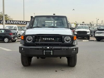 Toyota Land Cruiser LC 76 LX.Z 4WD FULL OPTION 2.8 DIESEL Black
