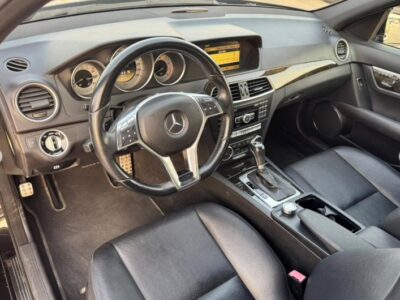 2012 MERCEDES BENZ C350 V6 AUCTION GRADE 4/B Black