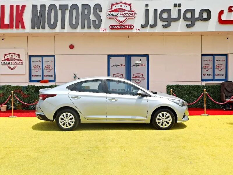 2021 Hyundai Accent GL 4 Cylinder Engine GCC Specs Silver Beige