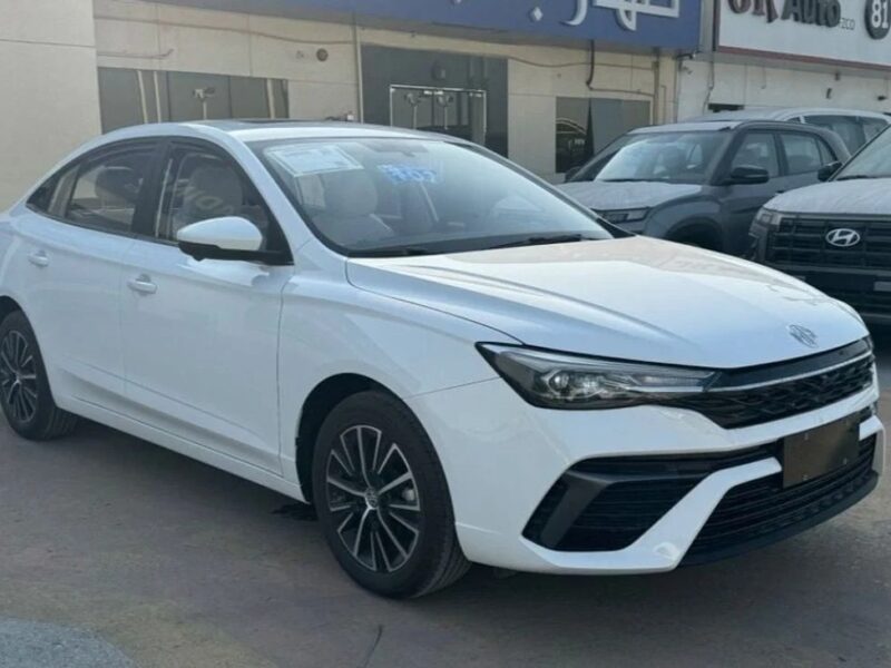 2025 MG MG5 Fully Loaded 1500 L White GCC Specs