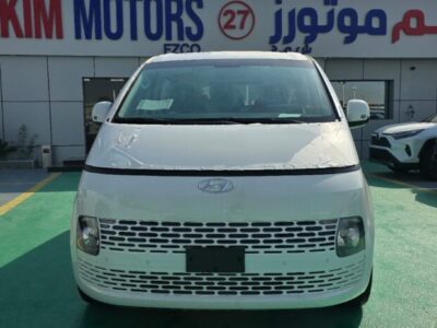 New 2024 Hyundai Staria 3.5 L V6 Smartstream Petrol White