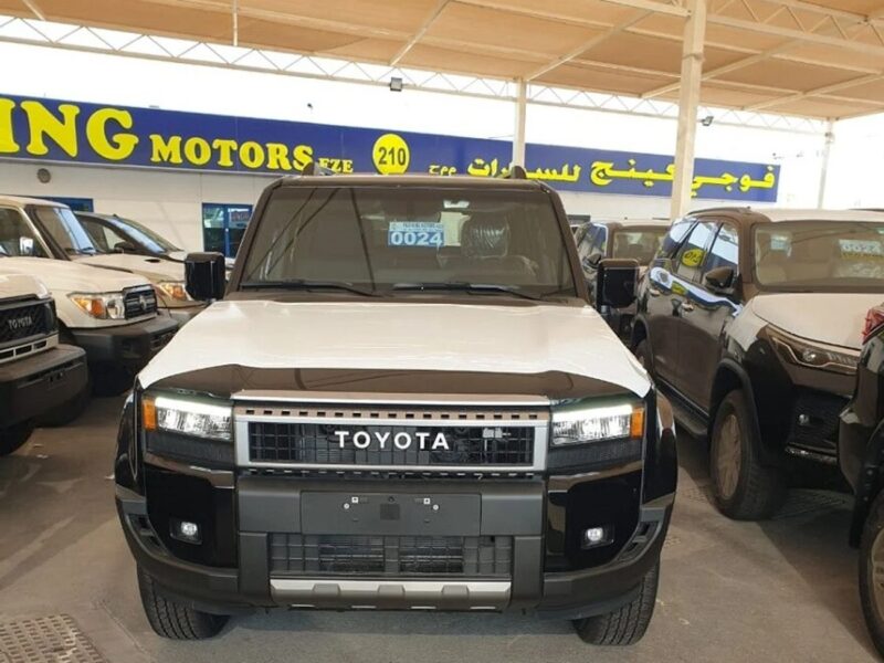 2024 Toyota Prado 2.7 litre 4 Cylinder Engine PETROL BLACK