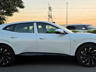 2025 Avatr 07 Other 4-Cylinder Engine Hybrid White