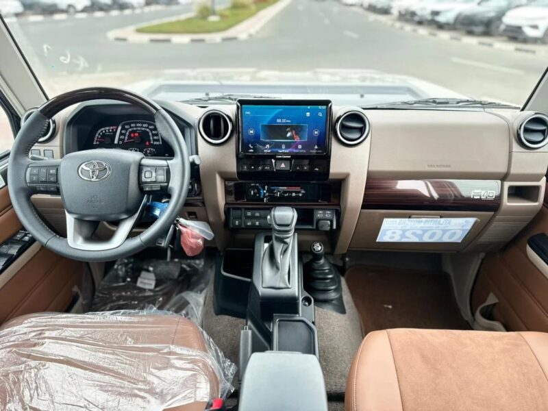 2025 Toyota Land Cruiser 70 DX 4.0L A/T Grey Brown GCC Specs