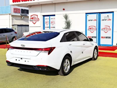 2021 Hyundai Avante Smart 4 Cylinder Engine White Black Sedan