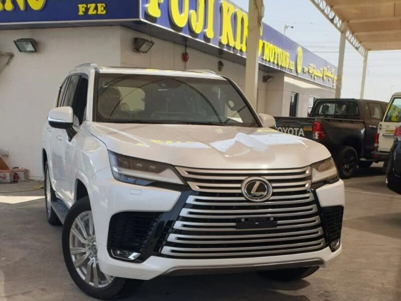 2024 Lexus LX 600 VIP EDITION 6 Cylinder Engine White Black
