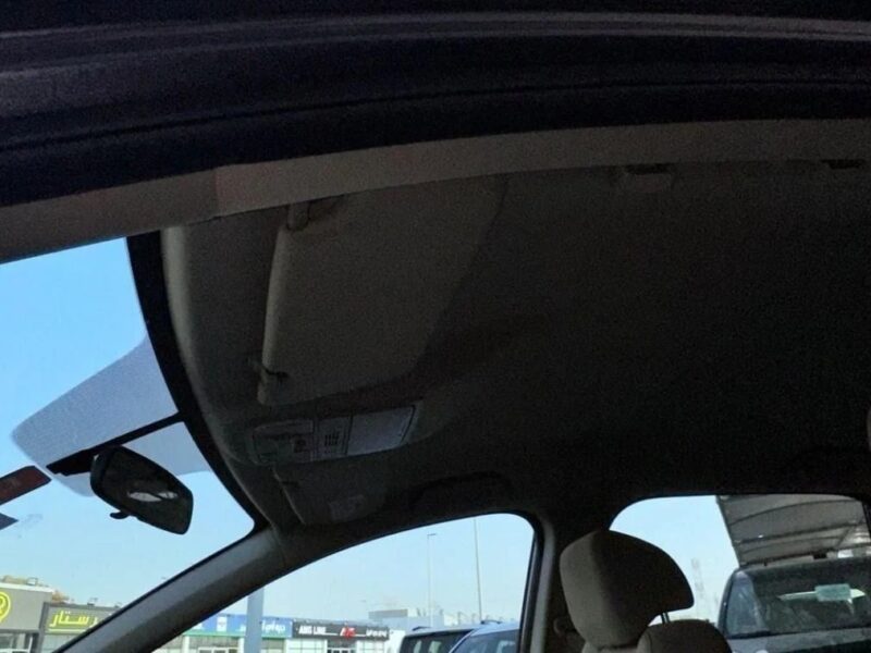 Honda CR-V 2022 Model Honda CRV, 2.4L Petrol A/T Grey Beige