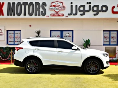 2023 Jetour X70 Comfort 4 Cylinder Engine GCC Specs White Black