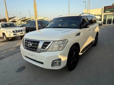 2013 Nissan Patrol SE 4.0 litre 6 Cylinder Engine SUV White Beige