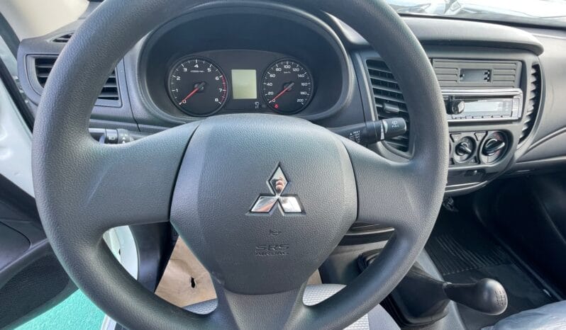 New 2024 Mitsubishi L200 White Manual