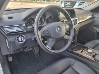2012 Mercedes-Benz E 300 3.5-liter V6 Engine White Black