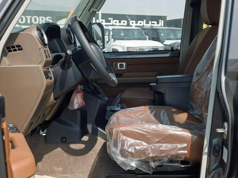 2025 Toyota Land Cruiser 70 TOYOTA LC76 LX 2.8L A/T GCC Grey Tan