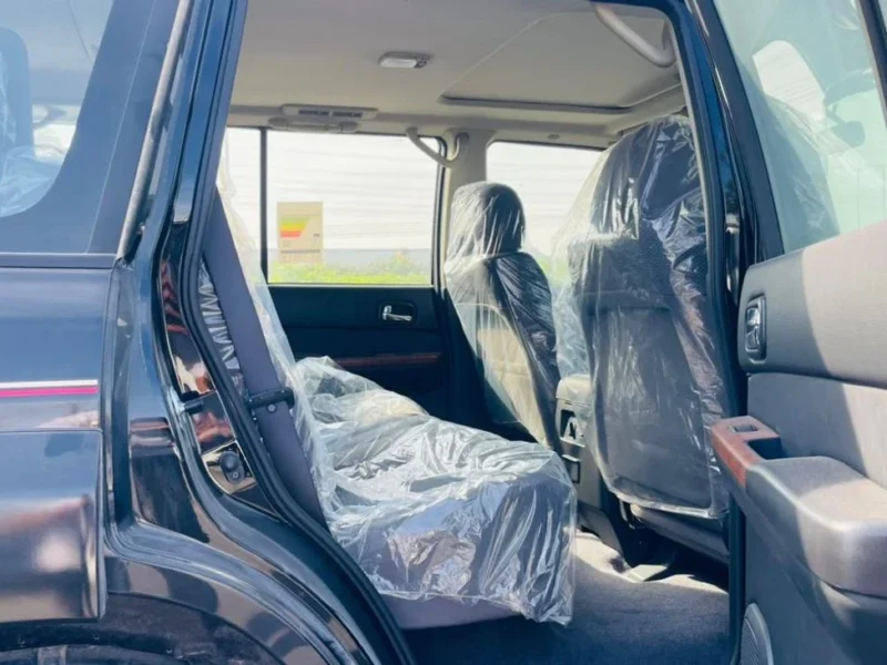 2024 Nissan Patrol Safari NISSAN PATROL SAFARI 4.5L Black Grey GCC