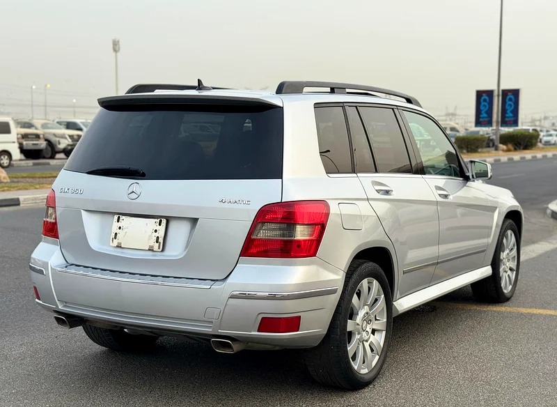 2010 Mercedes-Benz GLK-Class GLK 350 4matic Silver Black