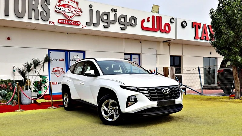 2022 Hyundai Tucson T-GDI Smart 4 Cylinder Engine GCC Specs White Black