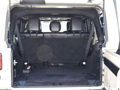 2018 Jeep Wrangler 3.6 litre 6 Cylinder Engine Petrol Beige Black