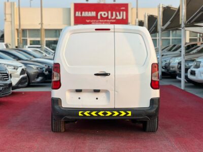 2022 Peugeot Partner Van Manual White Grey