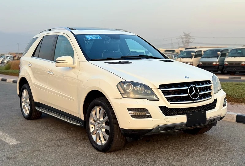 2012 Mercedes-Benz M-Class ML 350 White Black in Perfect Condition