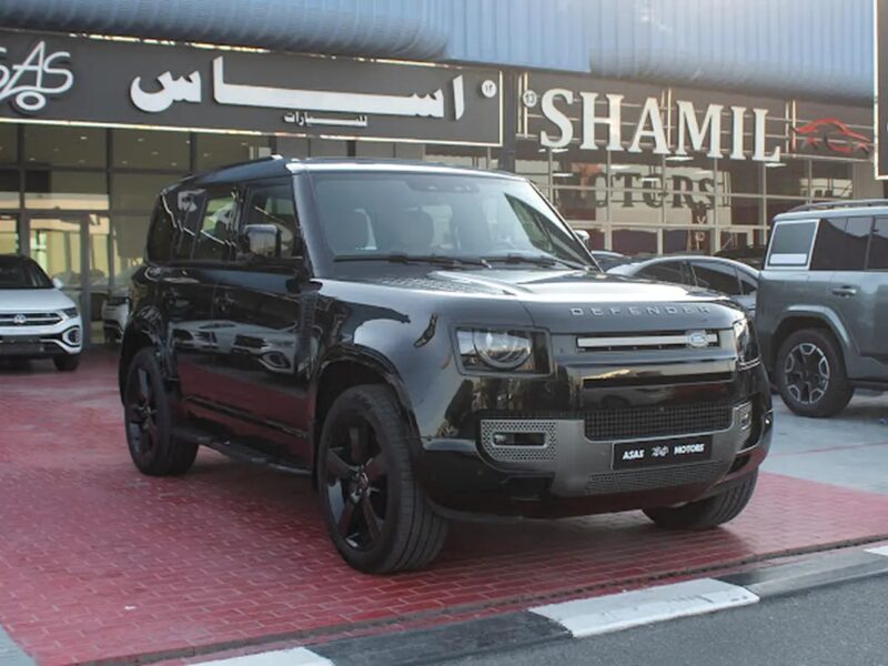 2025 Land Rover Defender 110 X-Dynamic HSE 6 Cylinder Engine Black Tan