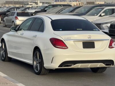 2016 MERCEDES-BENZ C200 V4 AUCTION GRADE 4.5/B