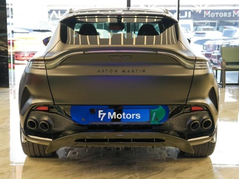 Aston Martin DBX 707 4.0L Twin-Turbo V8 2023 Ultra-High-Performance